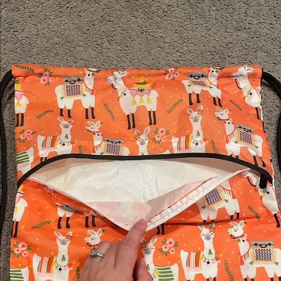 Thirty-one Orange Llama Print Drawstring Bag With Zipper Pouch NWOT - Picture 2 of 5
